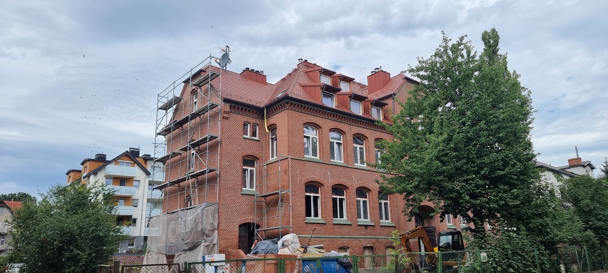 tajemnicza-budowa-w-cieplicach-125964