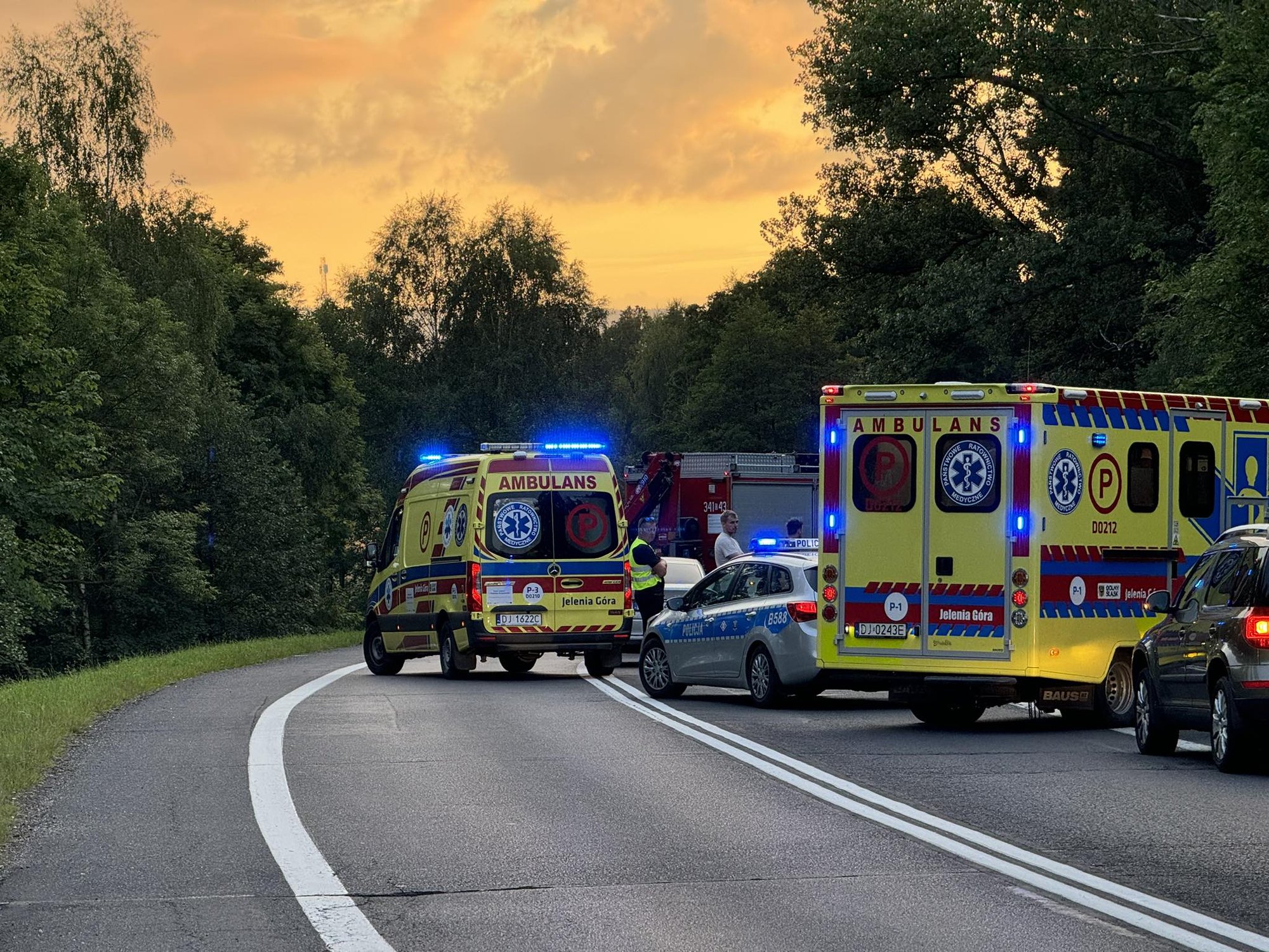 zderzenie-motocykla-z-osobowka-125975