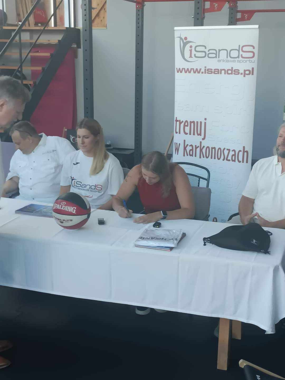 sa-pierwsze-wzmocnienia-chca-walczyc-o-awans-do-ekstraklasy-126000