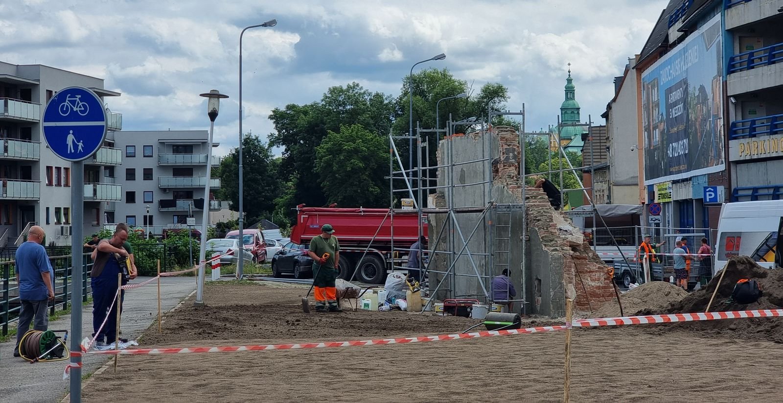 roboty-na-skwerze-powstania-warszawskiego-126059
