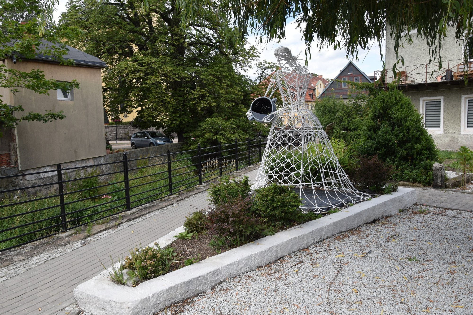 skwer-pod-wierzba-juz-gotowy-126072