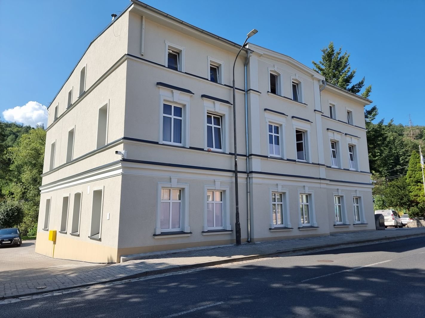 odnowiona-siedziba-wadz-miasta-126076