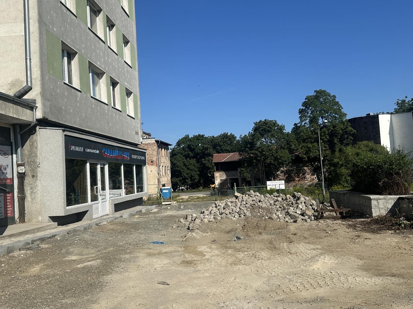 buduja-acznik-w-centrum-126093