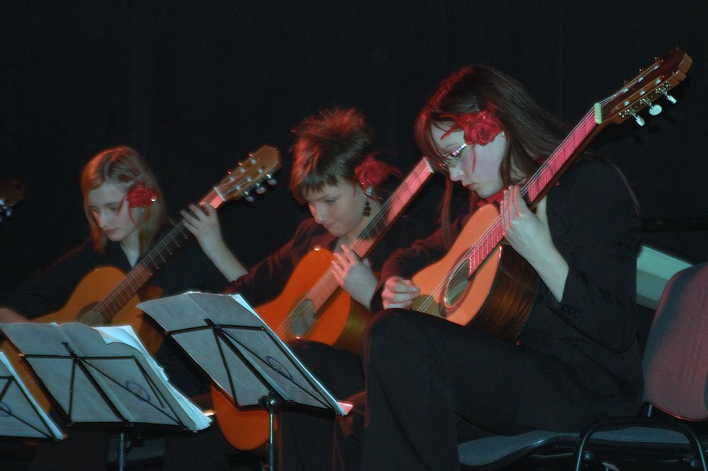 gitarowi-giganci-dali-popis-12616