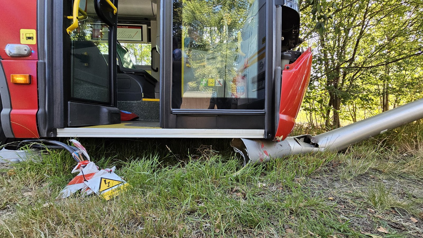 wypadek-autobusu-mzk-126214
