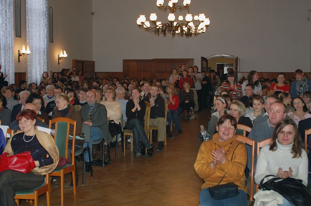 profesora-miodka-wykad-megawypasiony-12622