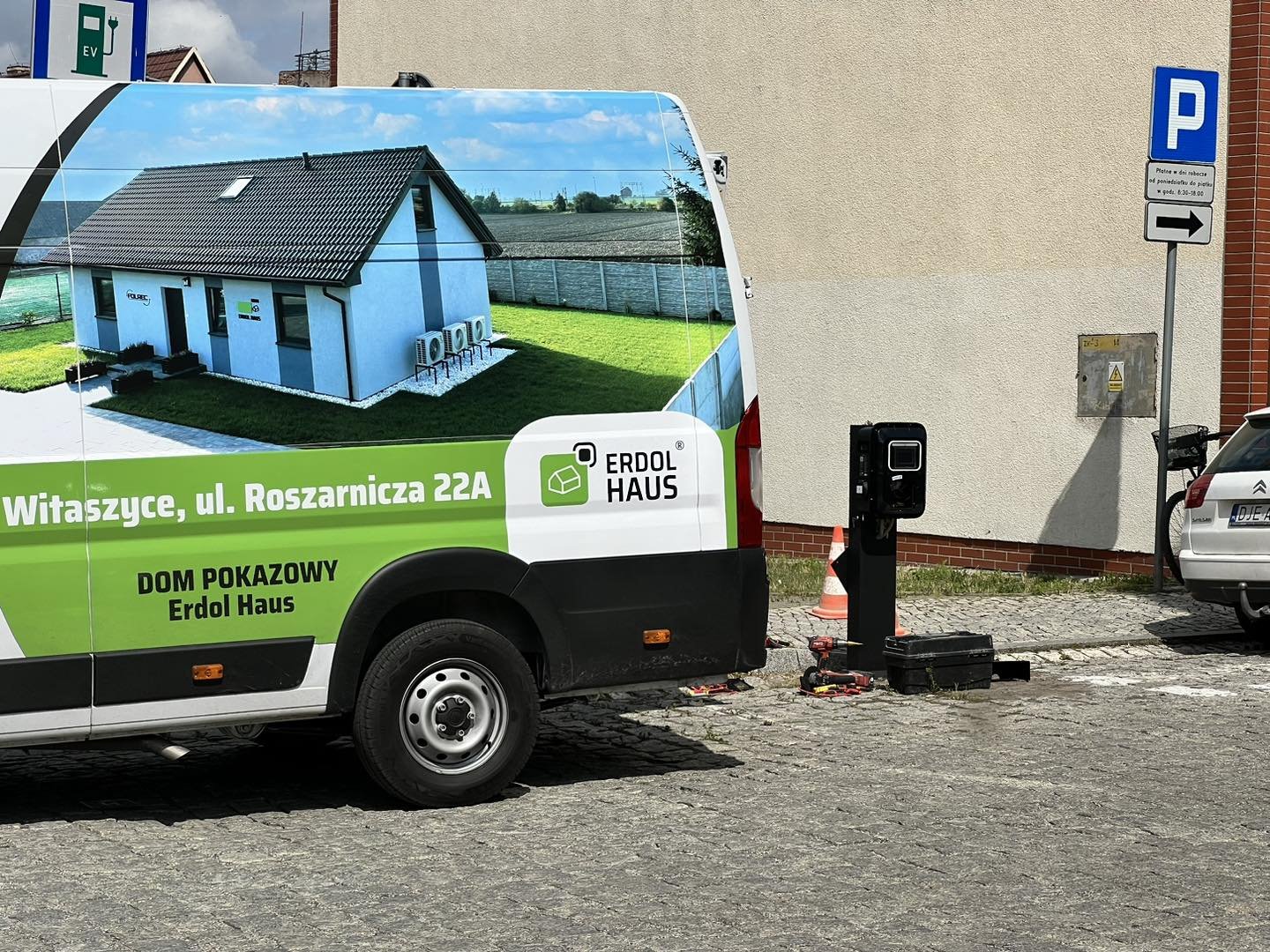 powracaja-adowarki-aut-elektrycznych-126231