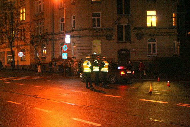bezmyslnosc-kierowcy-przyczyna-wypadku-poszkodowany-zmar-12624