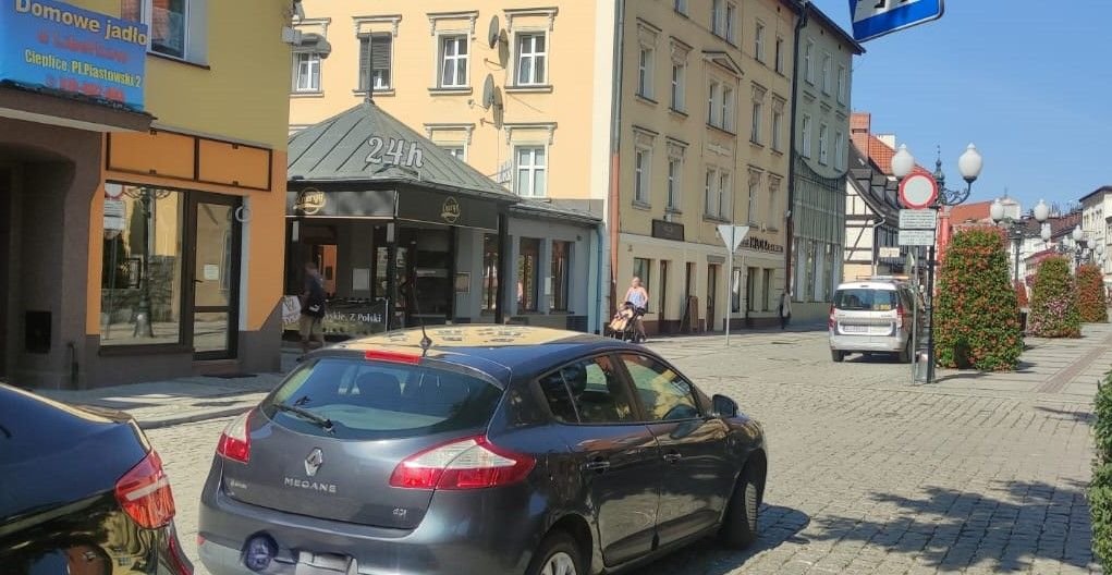 janusze-parkowania-z-centrum-oraz-cieplic-126415