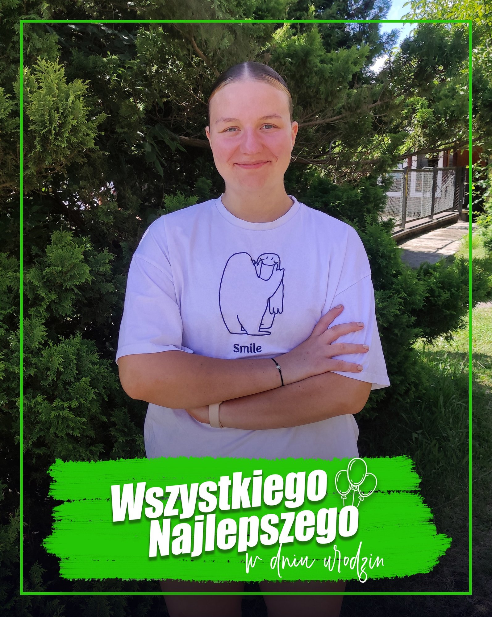 prezentuja-zawodniczke-i-skadaja-zyczenia-126419