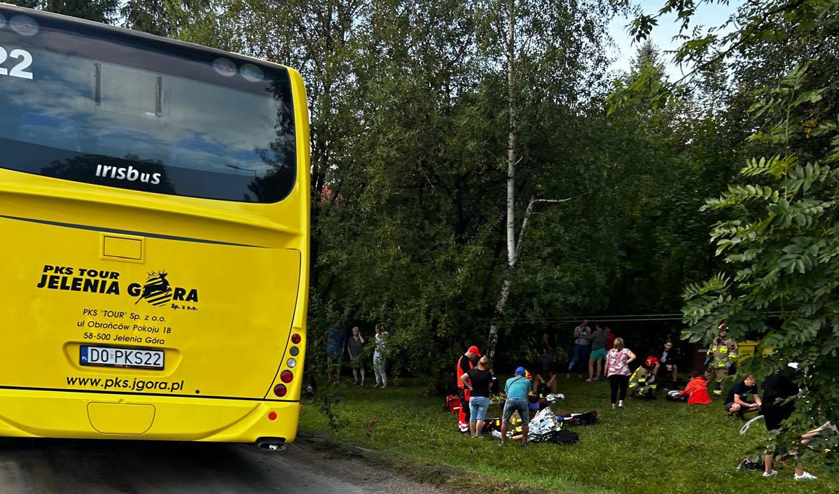 pomaga-przypadkowy-ratownikturysta-126610