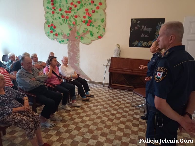 policja-u-seniorow-126704