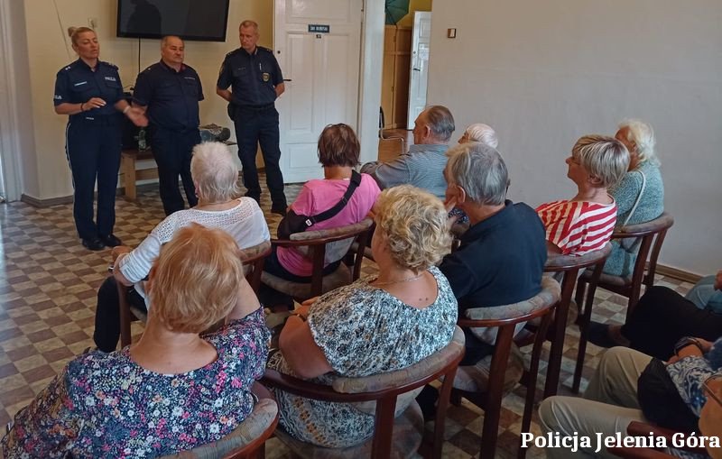 policja-u-seniorow-126704