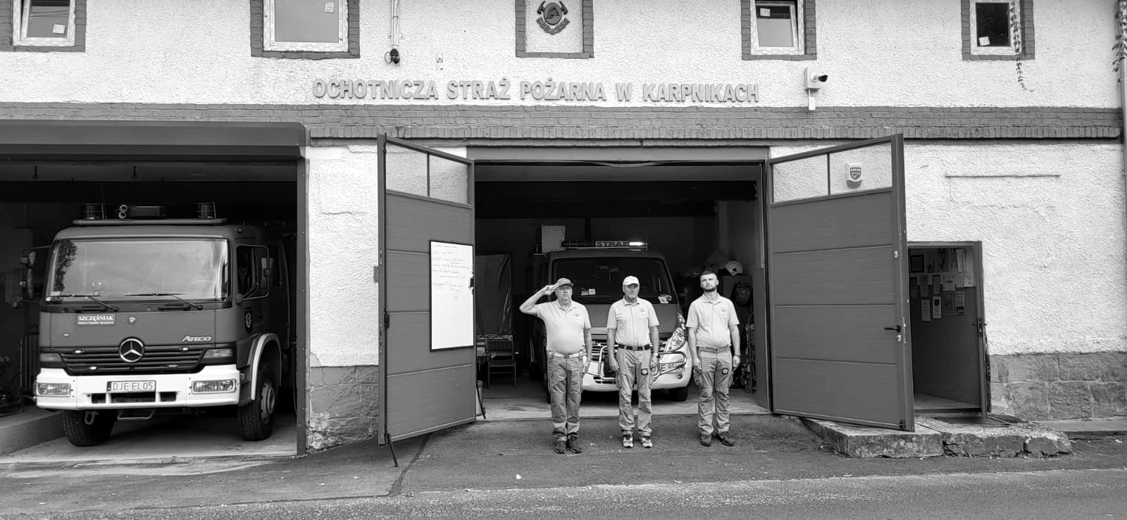 strazacy-oddali-hod-zmarym-kolegom-126770