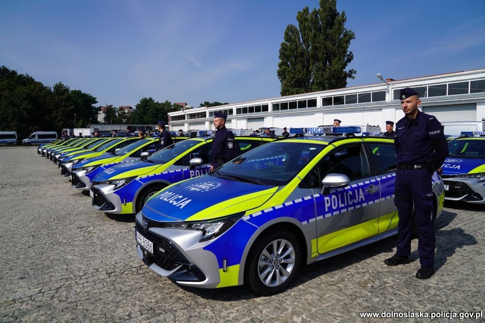 nowe-radiowozy-dla-policjantow-126860