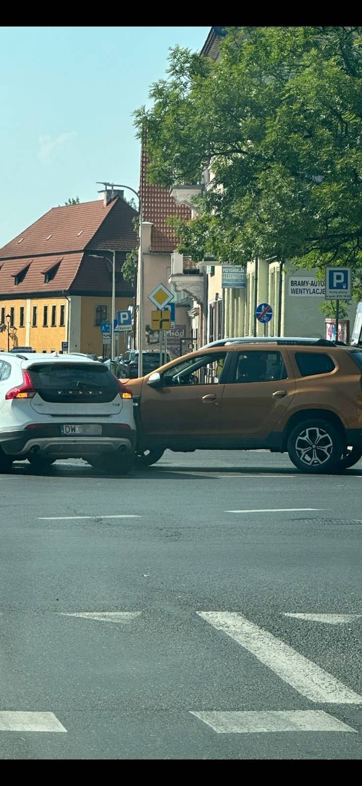 polubili-sie-volvo-z-dacia-126865