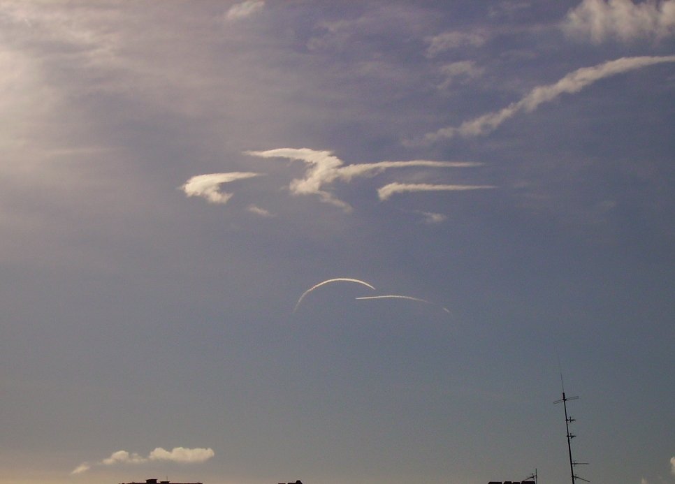 ufo-nad-stolica-karkonoszy-nie-tylko-mysliwce-12688