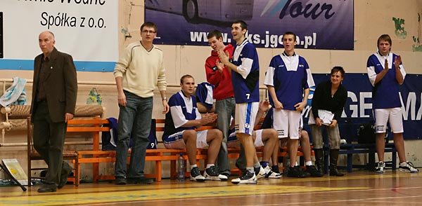 skuteczniejsze-sudety-wygrywaja-z-open-basketem-12692