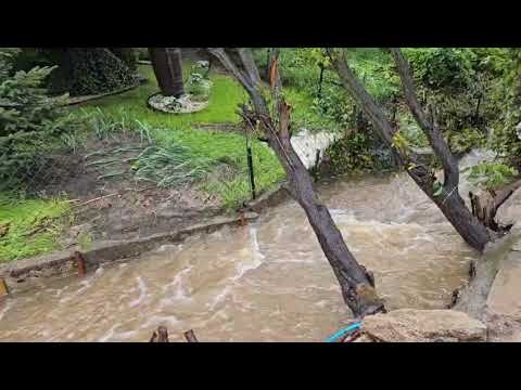 potoki-prawie-wylewaja-126965