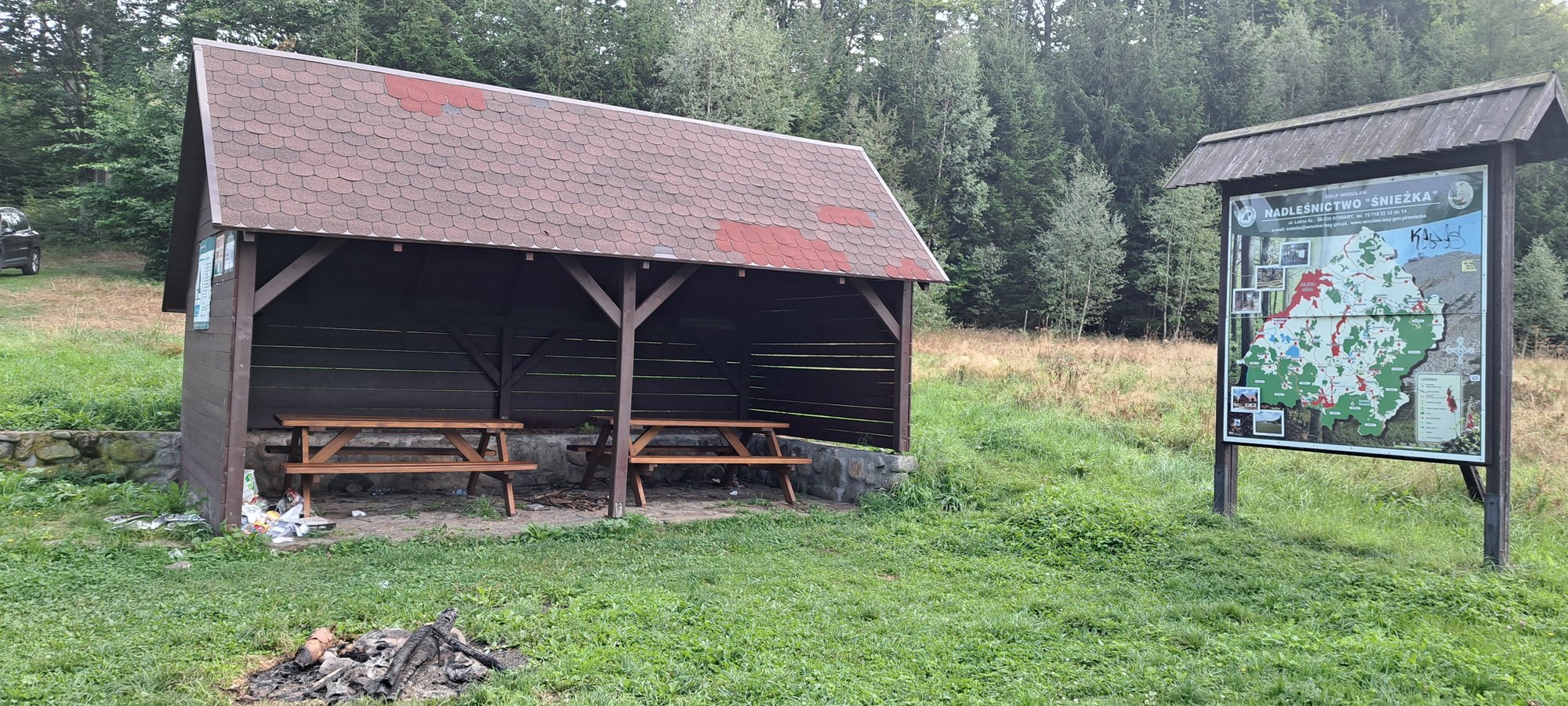wiata-w-raszkowie-i-smieci-turystow-127033