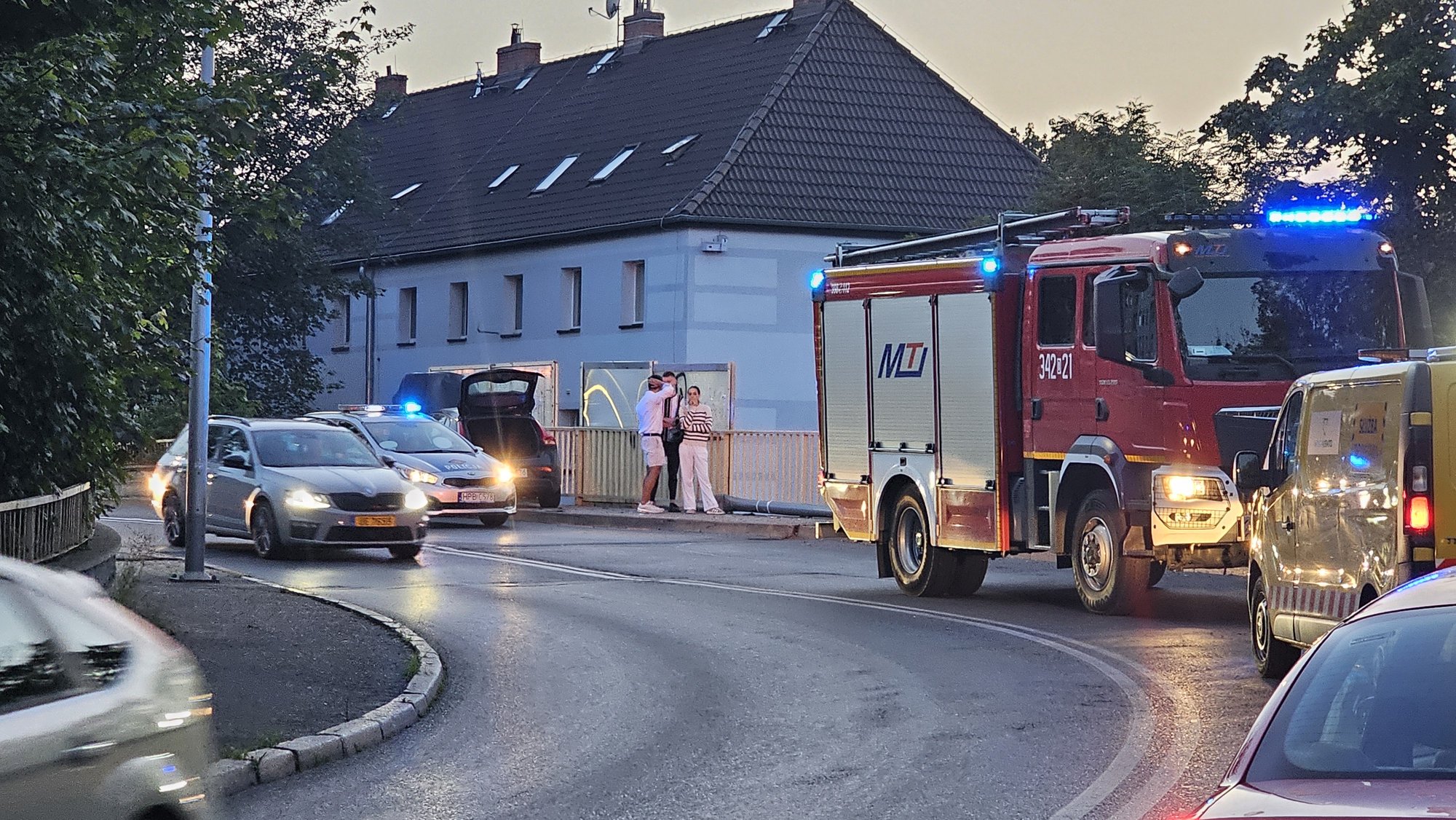wjecha-volvo-w-latarnie-127054