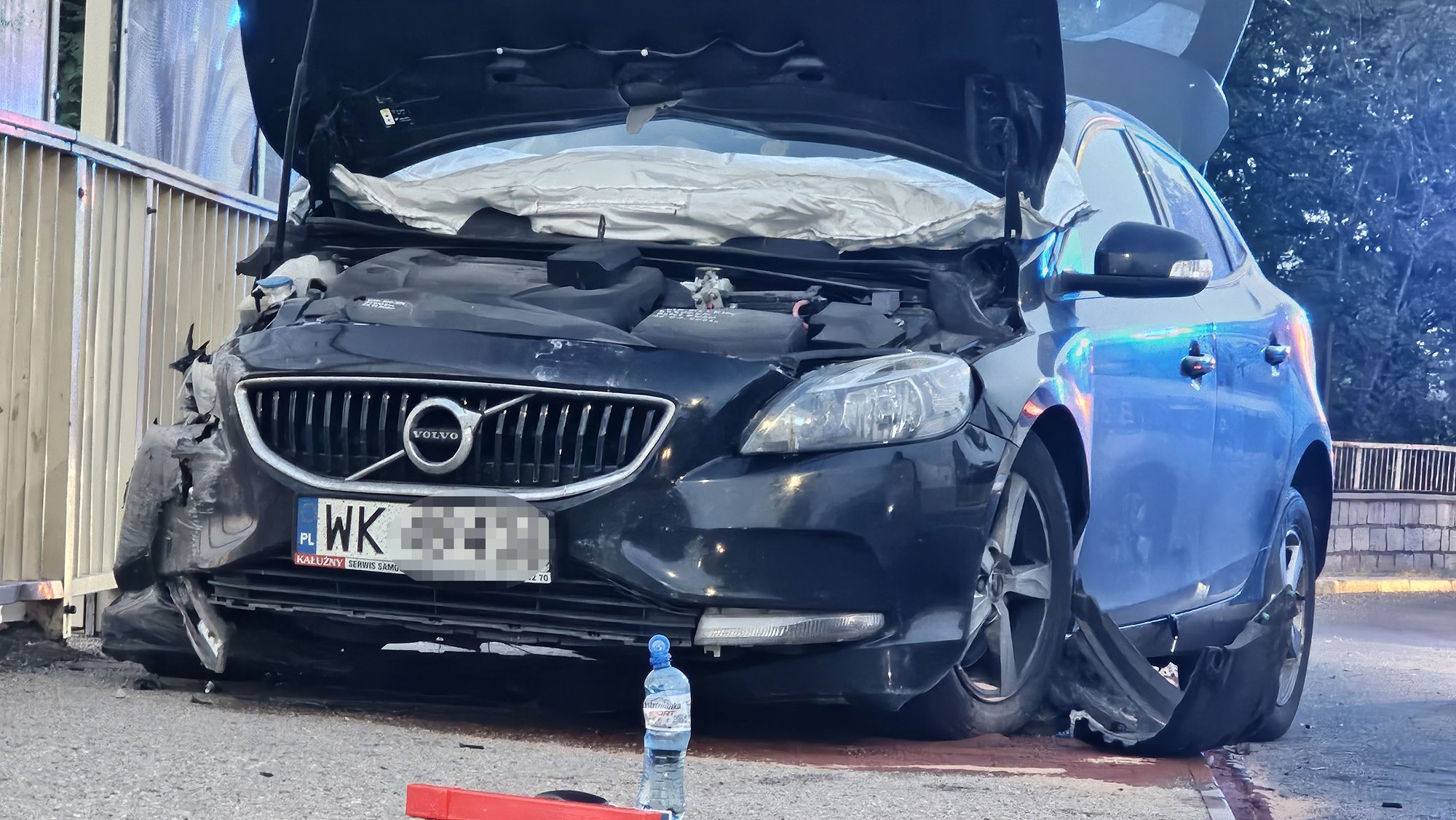 wjecha-volvo-w-latarnie-127054