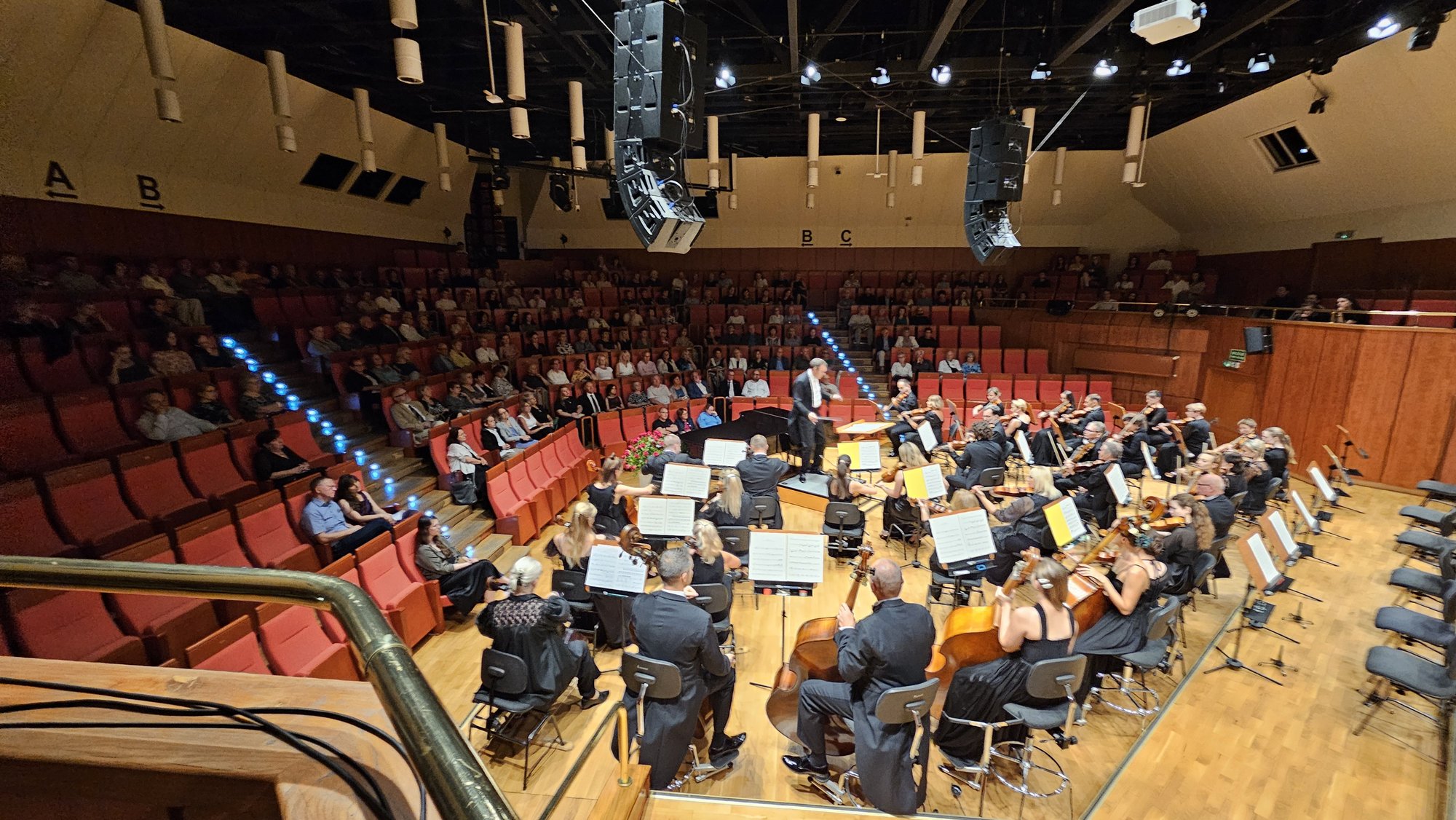 ruszyy-koncerty-w-filharmonii-127089