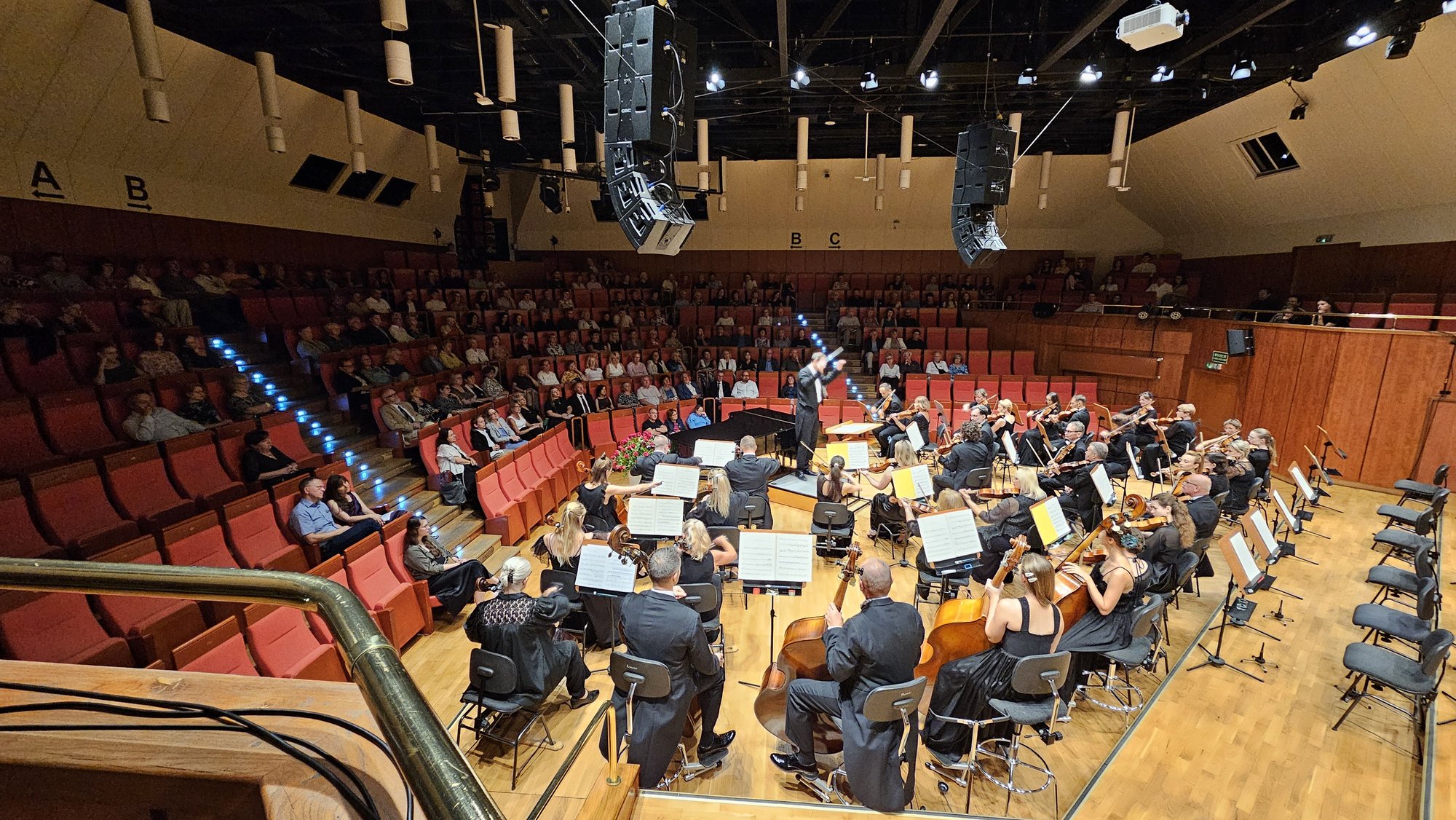 ruszyy-koncerty-w-filharmonii-127089