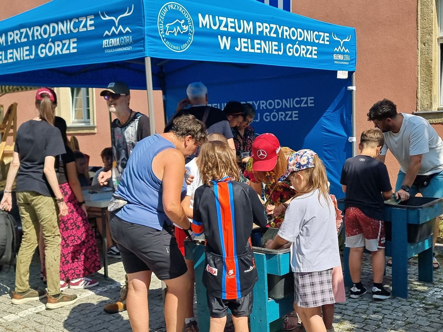 przezyjmy-to-jeszcze-raz-gieda-mineraow-w-cieplicach-127091