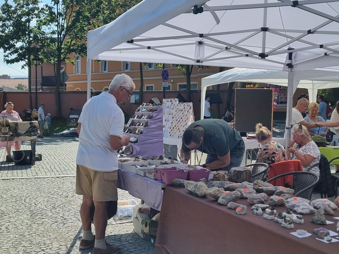 przezyjmy-to-jeszcze-raz-gieda-mineraow-w-cieplicach-127091