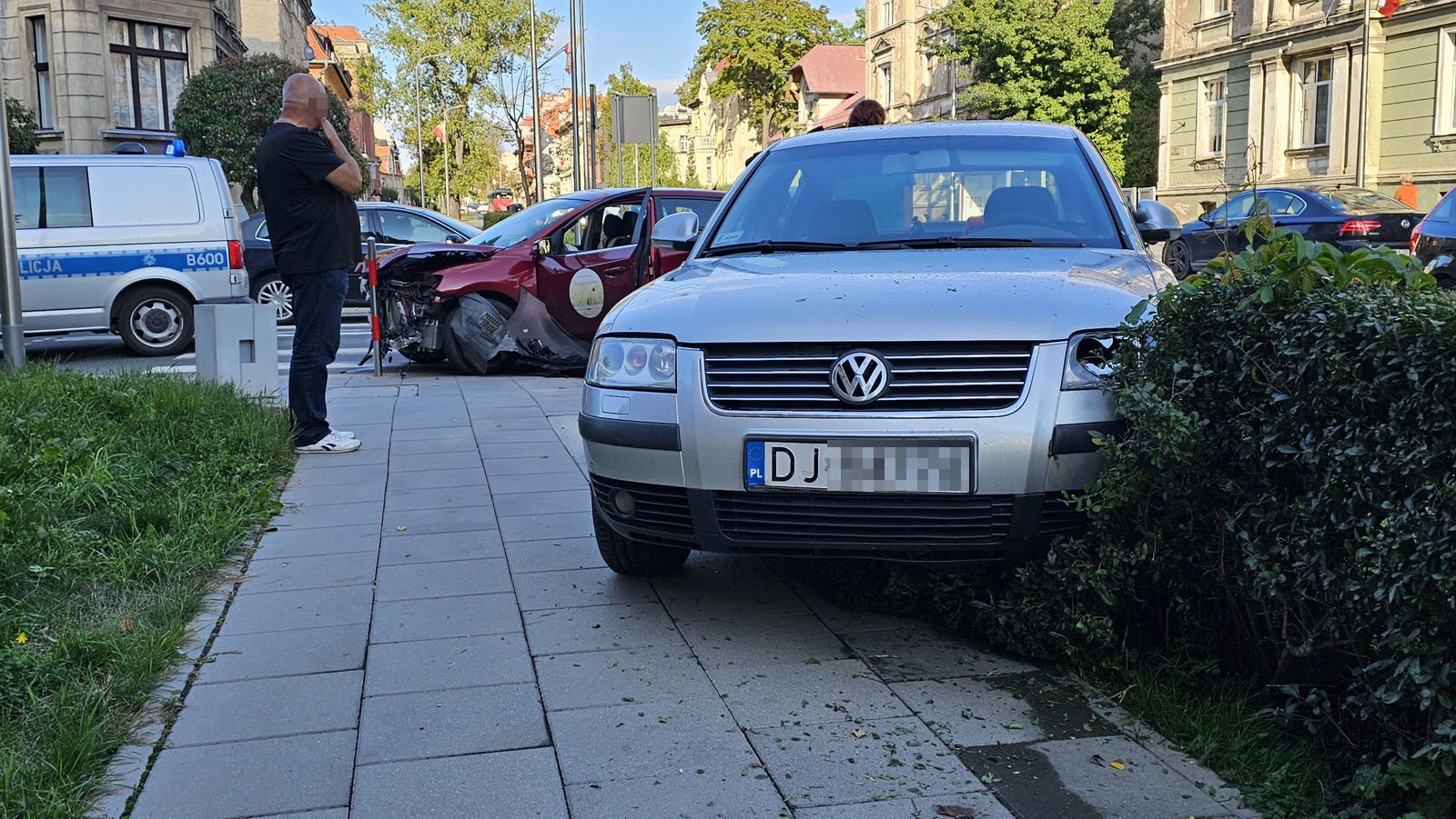 kierowca-nissana-wymusi-pierwszenstwo-127162