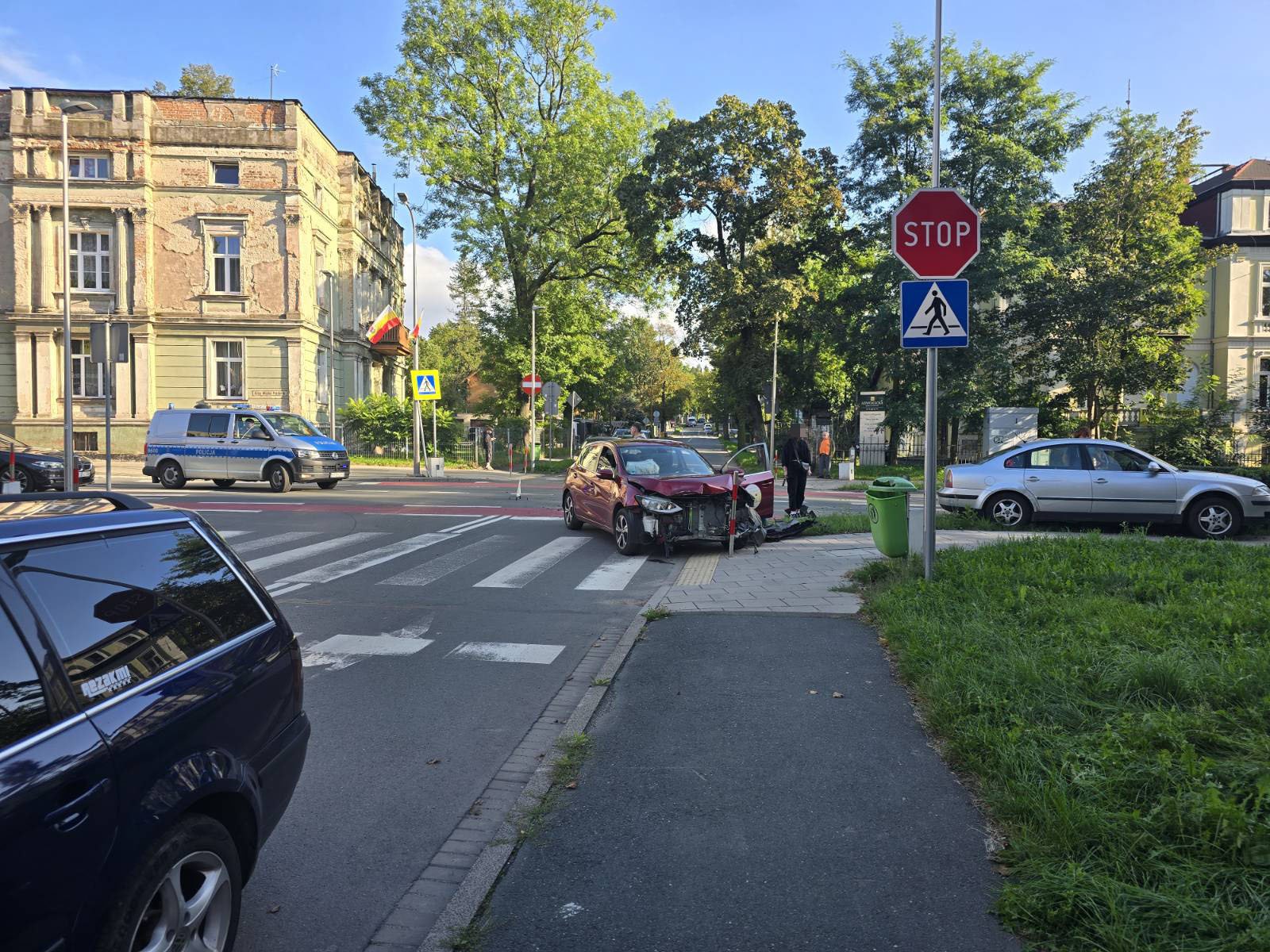 kierowca-nissana-wymusi-pierwszenstwo-127162