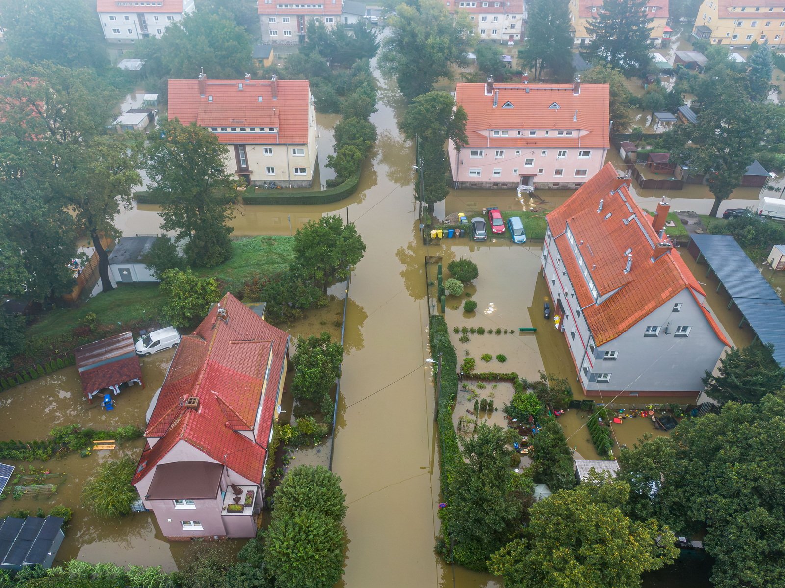 dzieci-sie-jeszcze-dugo-nie-pobawia-cieplice-z-drona-127458