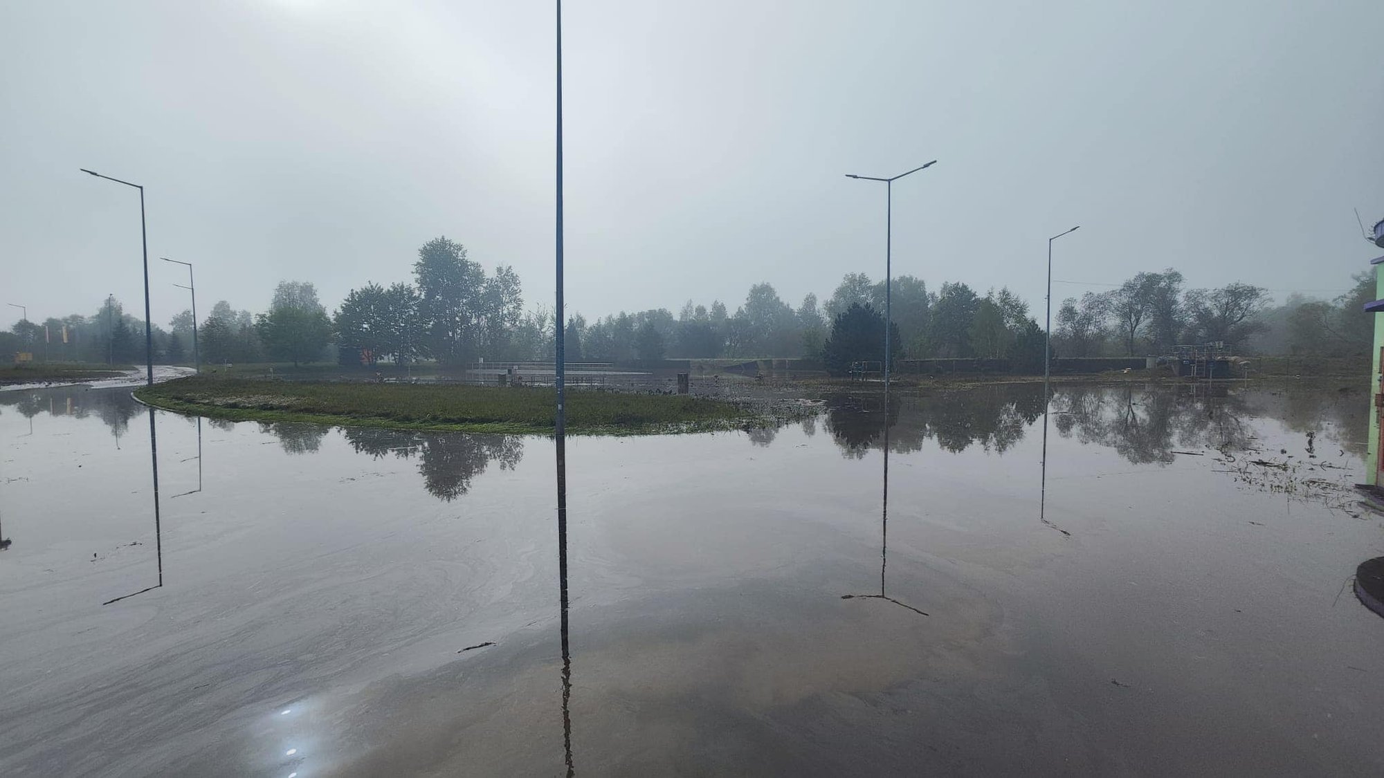 oczyszczalnia-zalana-ale-woda-w-kranach-jest-dobra-127502