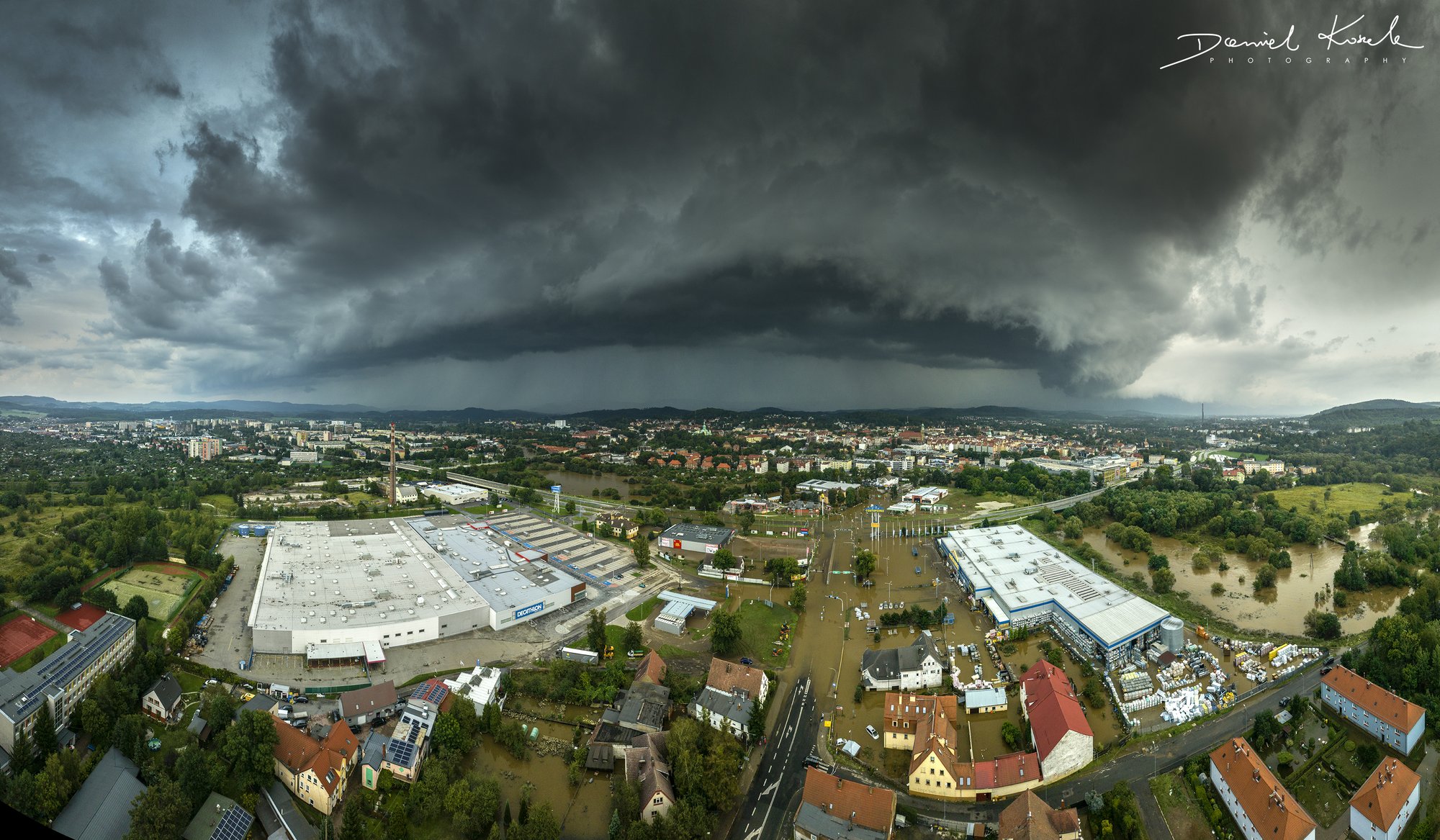 ta-wielka-chmura-dobia-jelenia-gore-127522