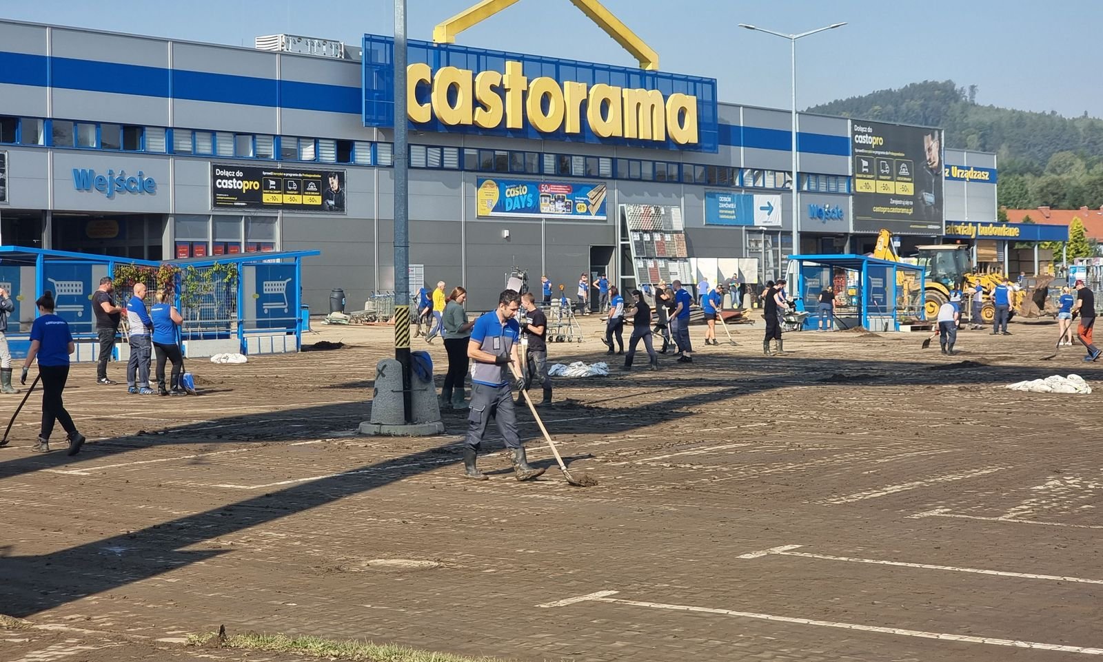 porzadki-przy-castoramie-127535