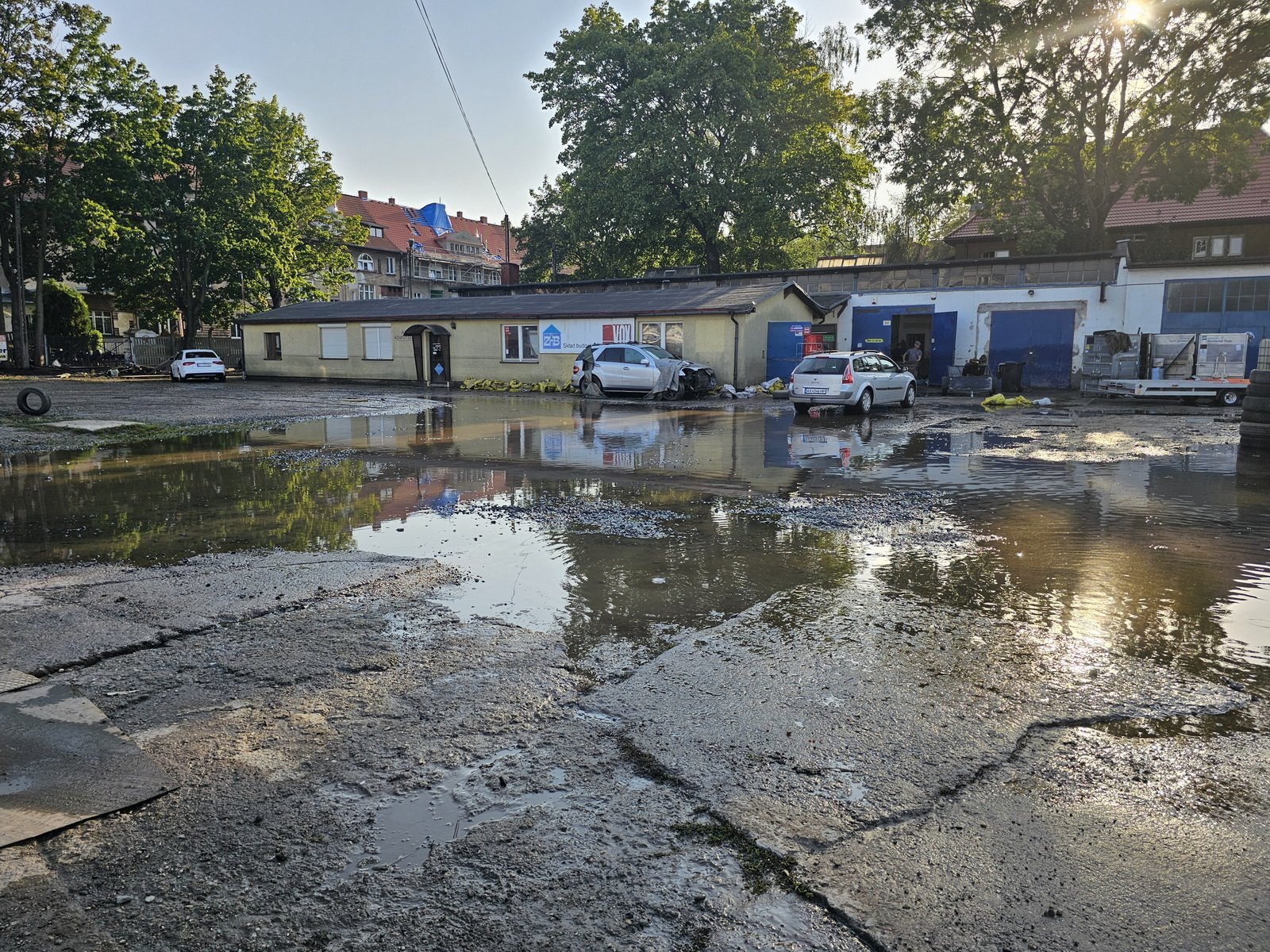 wielki-baagan-na-rodzinnej-i-os-robotniczym-127536