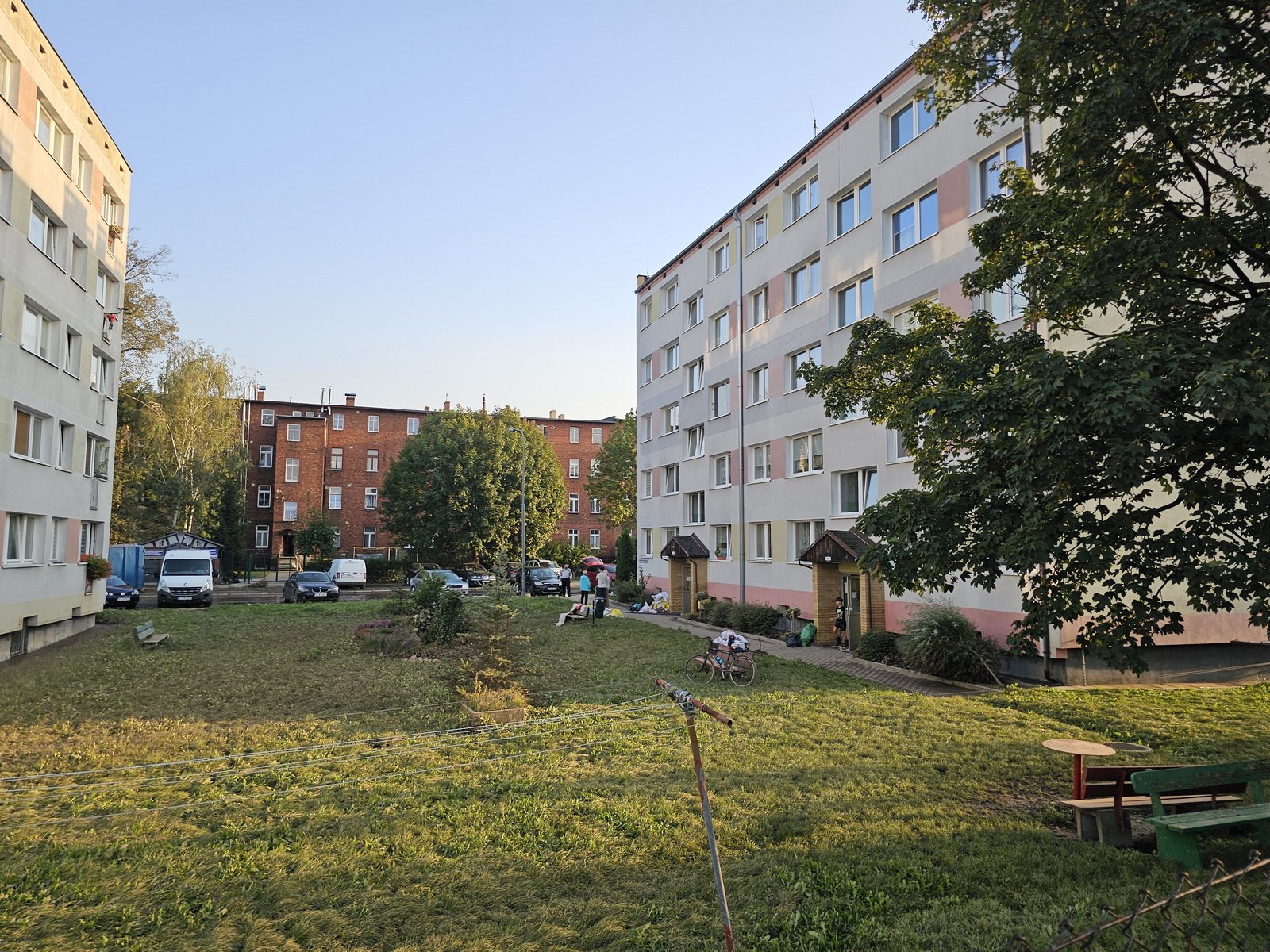 wielki-baagan-na-rodzinnej-i-os-robotniczym-127536