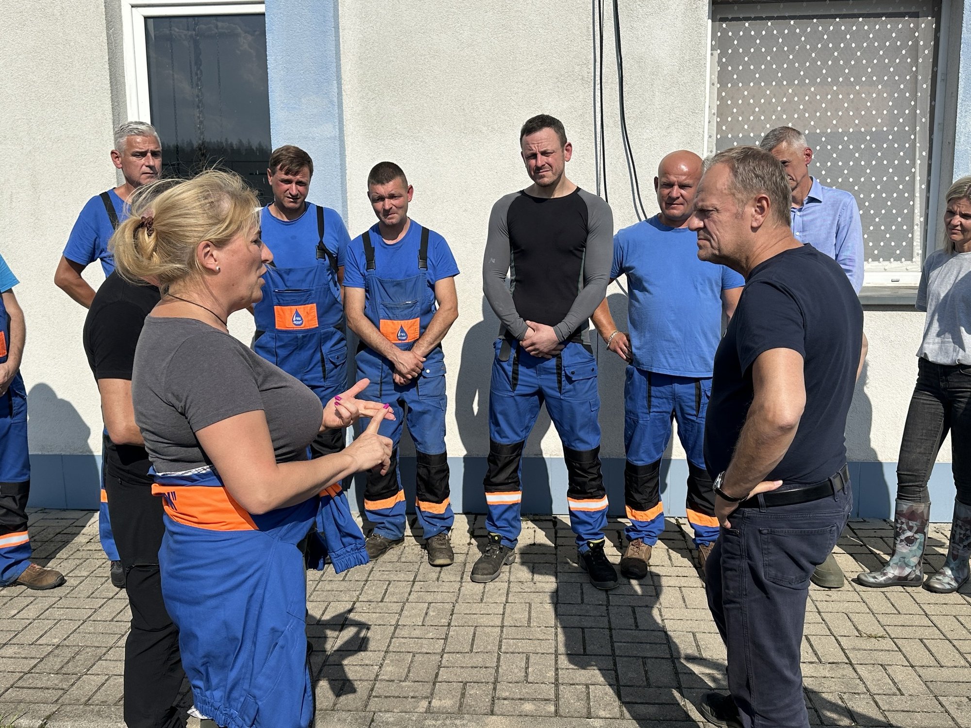 premier-podziekowa-bohaterom-z-wodnika-127537