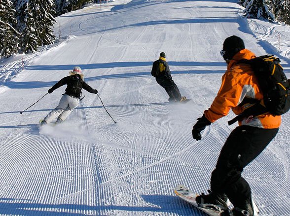 skibusy-zawioza-narciarzy-na-stoki-12769