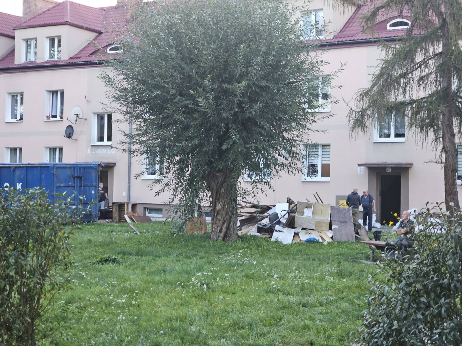 sprzataja-na-lwoweckiej-127712