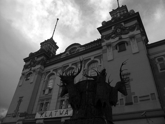 czy-teatr-odczaruje-klatwe-12773