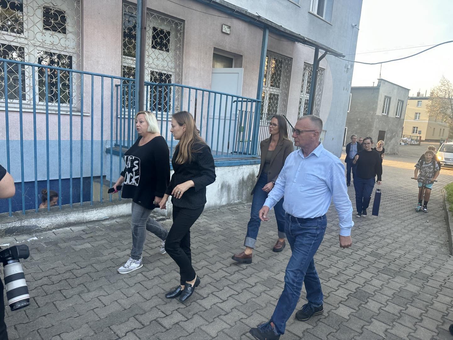 minister-z-wizyta-w-zalanej-szkole-127730