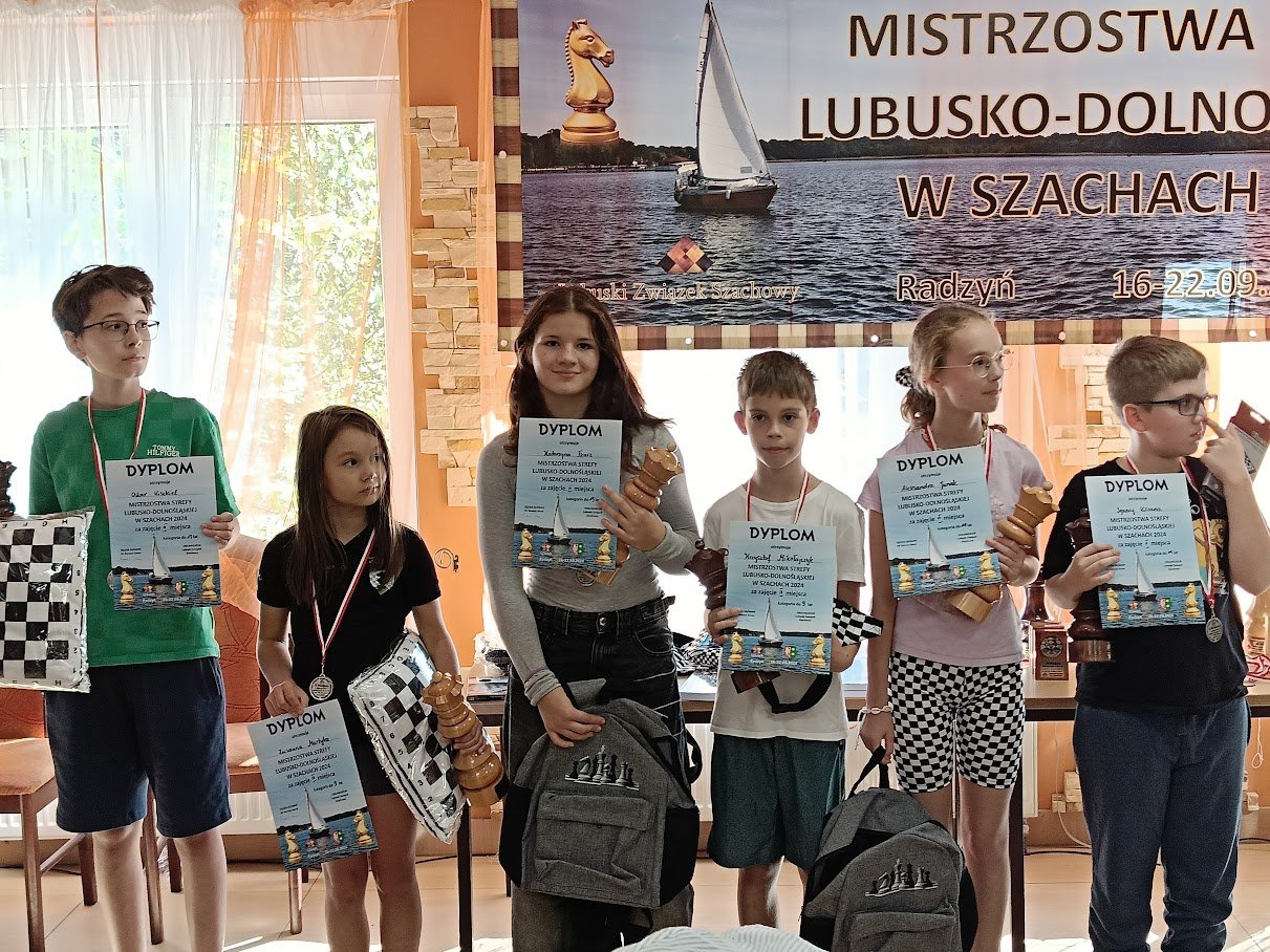 modzi-jeleniogorzanie-na-podium-w-sawie-127741