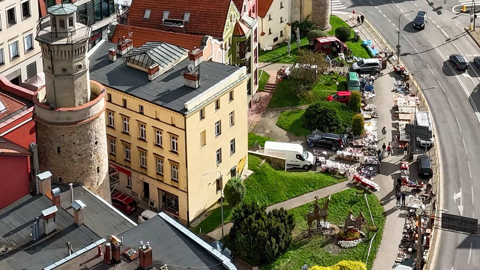don-kichot-jedzie-do-centrum-jeleniej-gory-127846