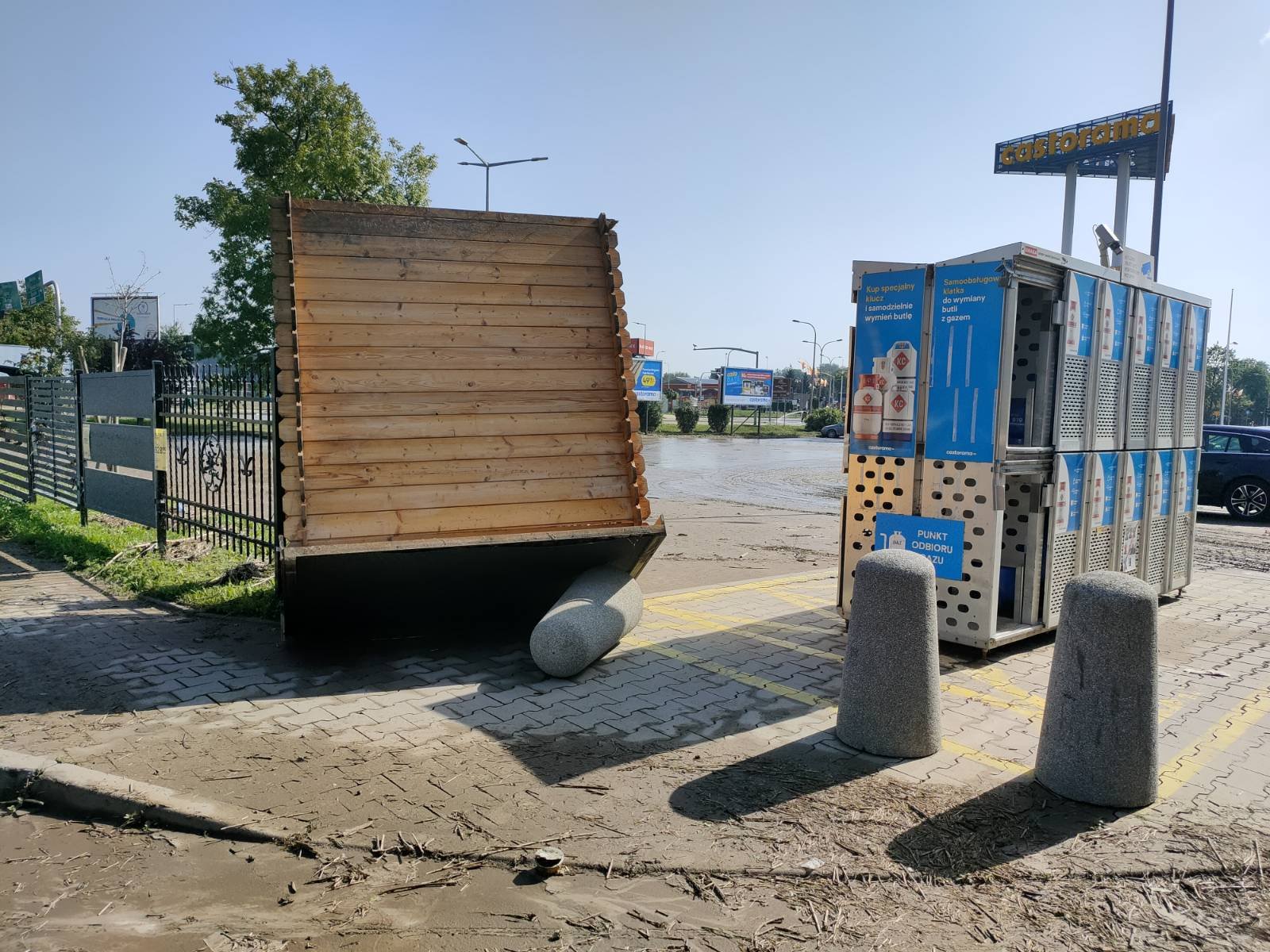 castorama-otwarta-po-powodzi-127848