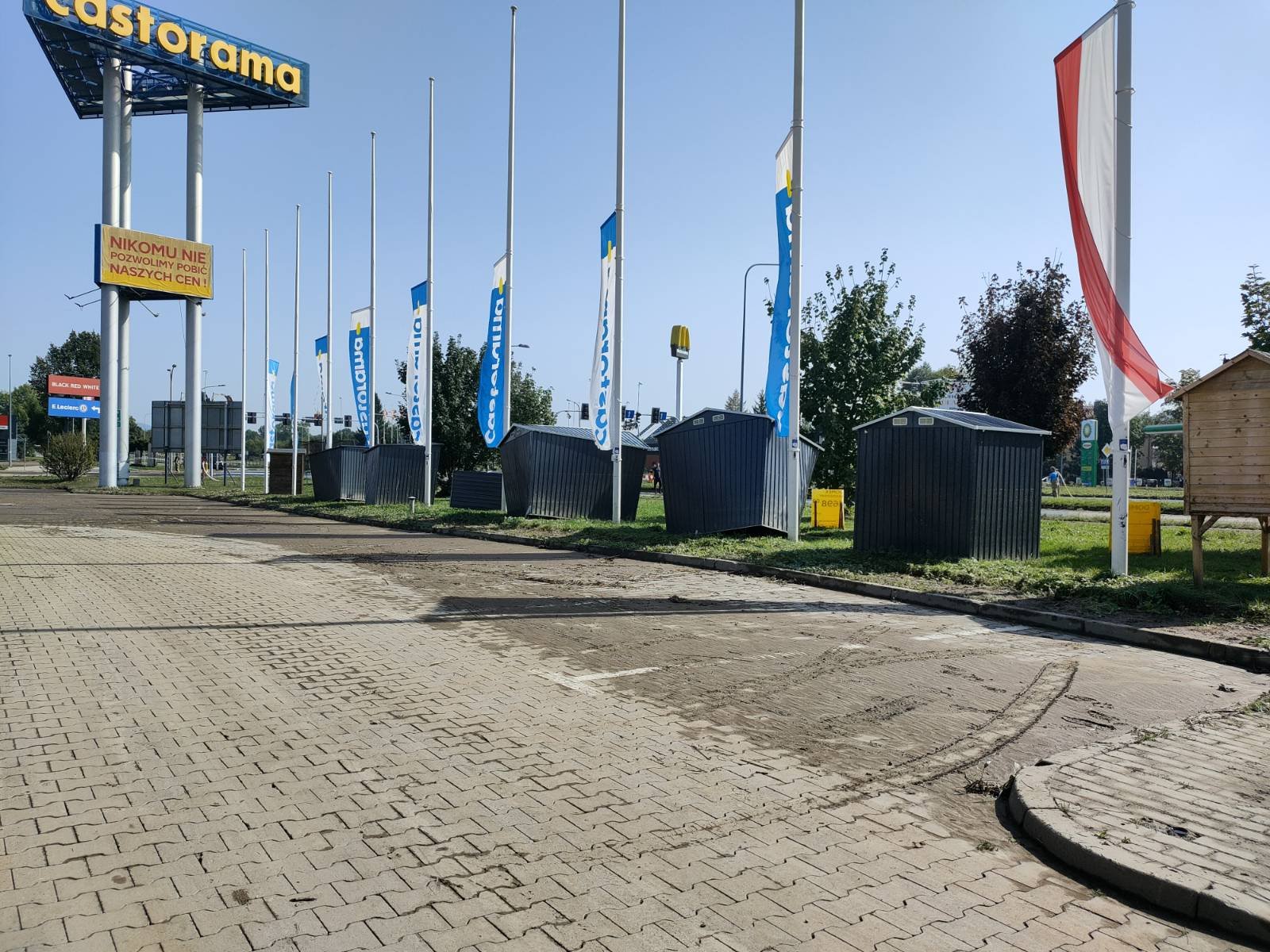 castorama-otwarta-po-powodzi-127848
