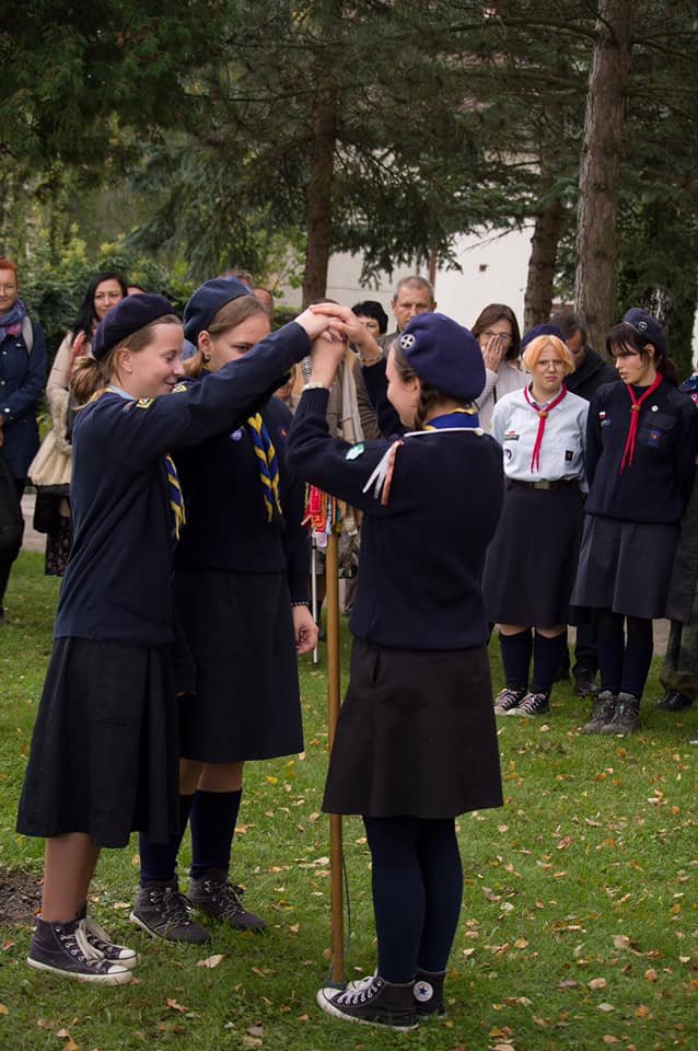 patrycja-pokieruje-modymi-wilczkami-127883