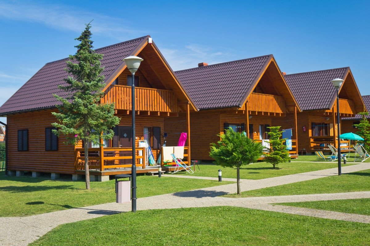 domki-letniskowe-jako-inwestycja-czy-warto-postawic-drewniany-domek-127885