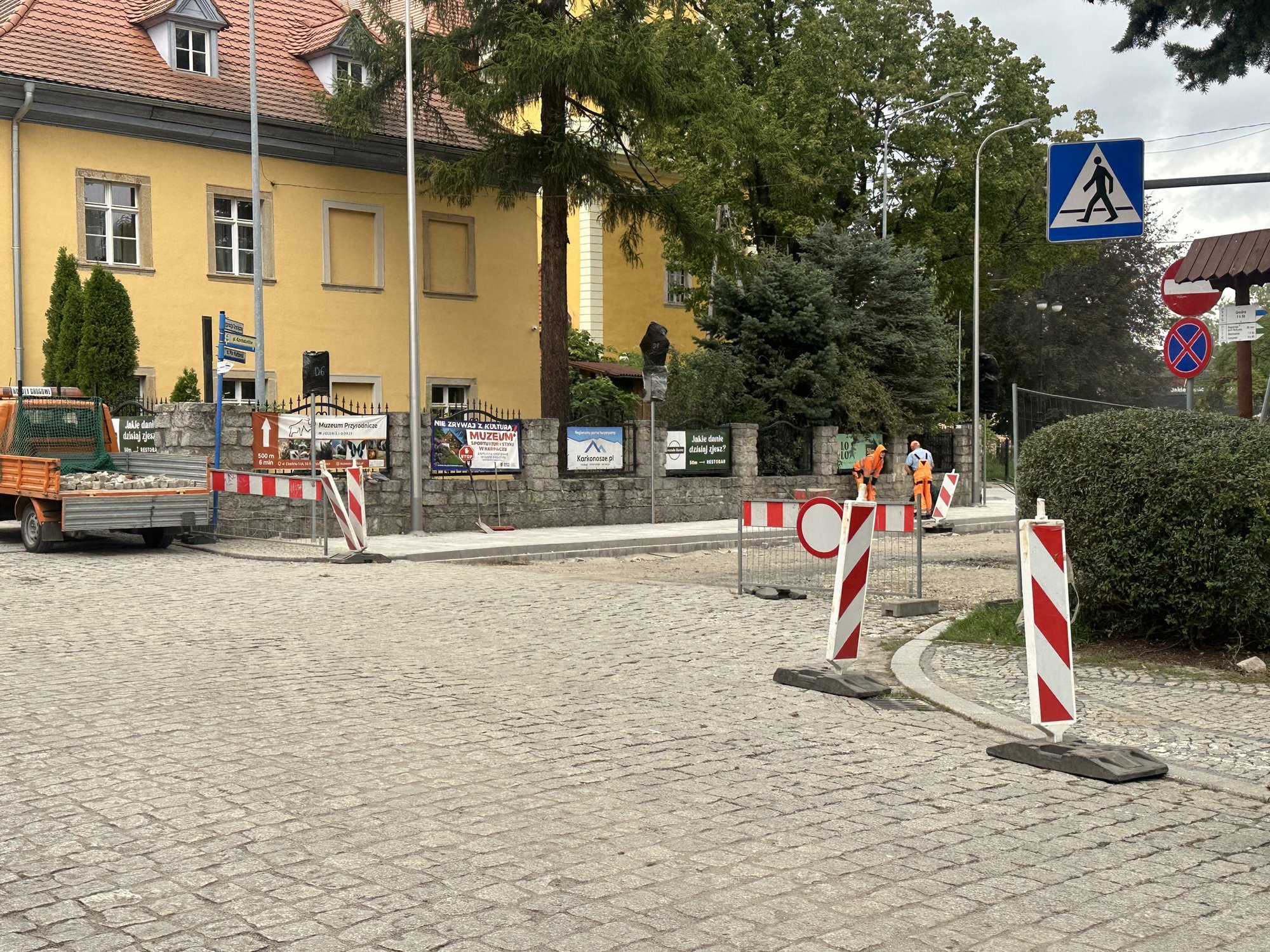 trwa-remont-w-cieplicach-127900